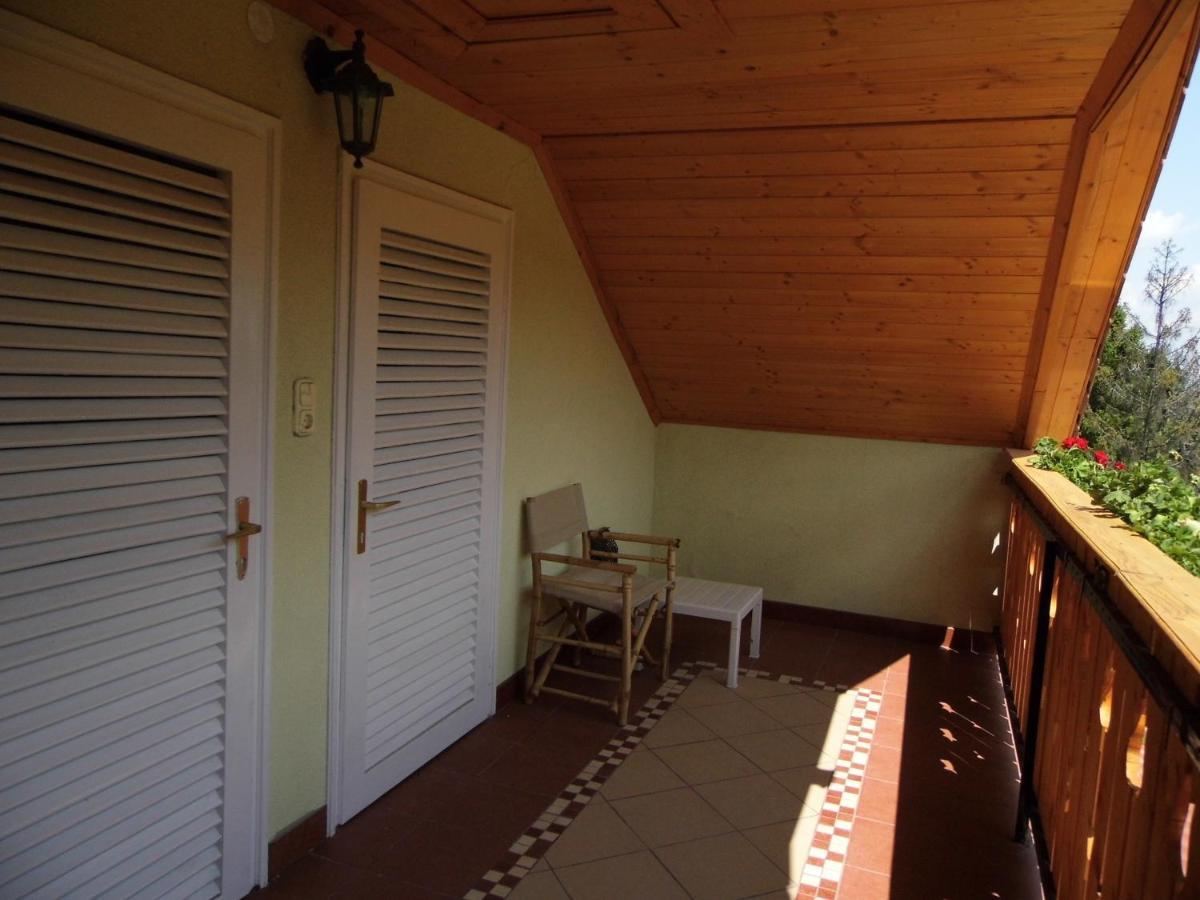 Villa Gergely-Haz, A Volt Peteri Dezsas Vendeghaz Sajoszentpeter Exterior foto