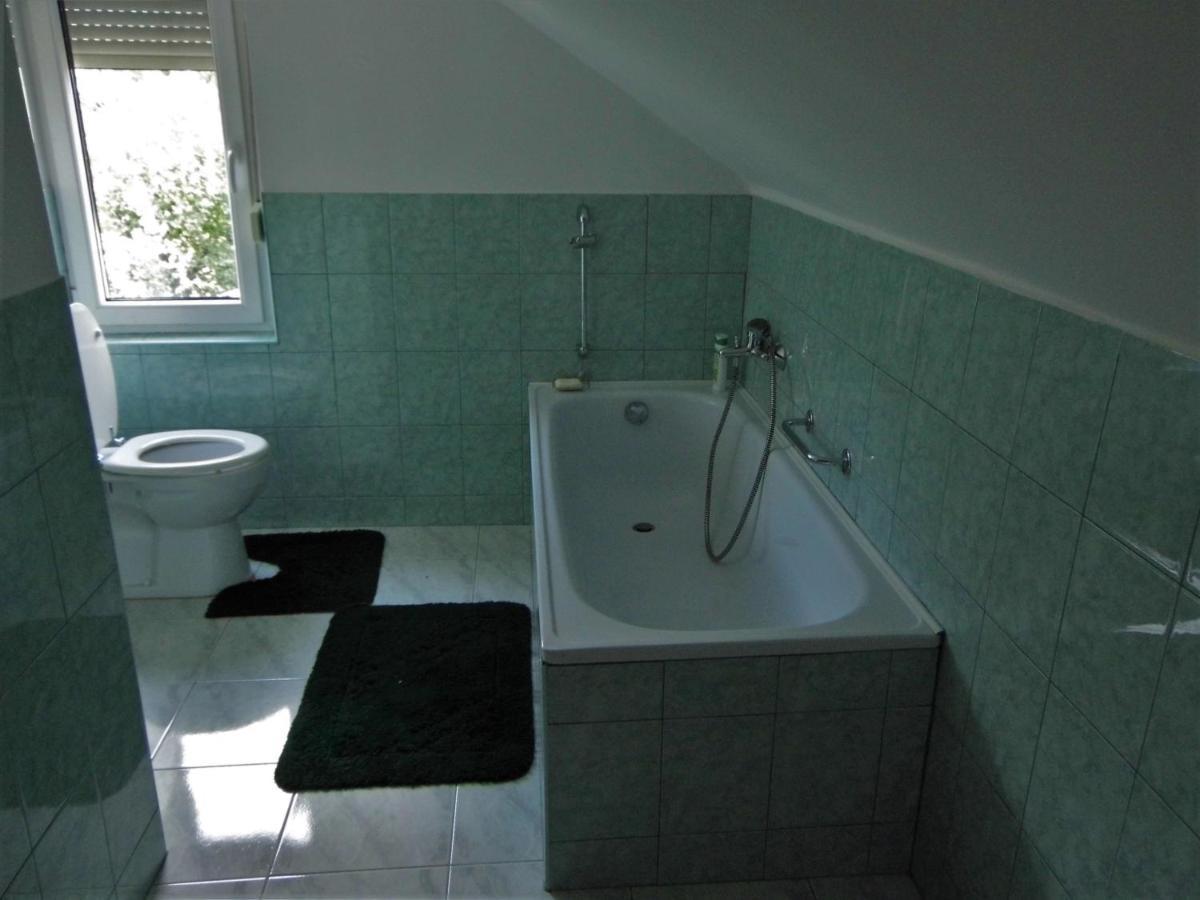 Villa Gergely-Haz, A Volt Peteri Dezsas Vendeghaz Sajoszentpeter Exterior foto